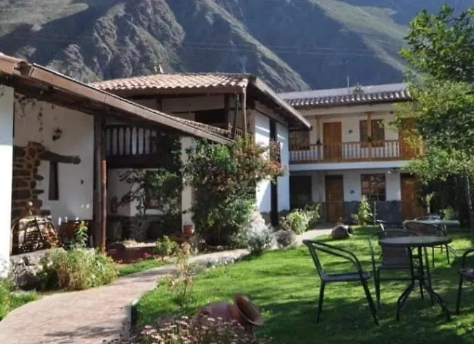 The White House 3* Ollantaytambo