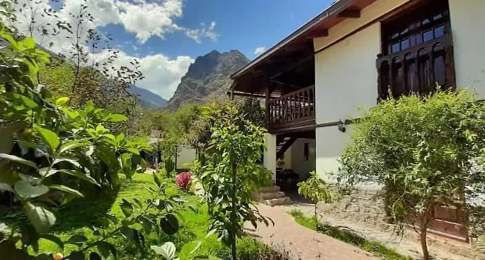 The White House Hotel Ollantaytambo